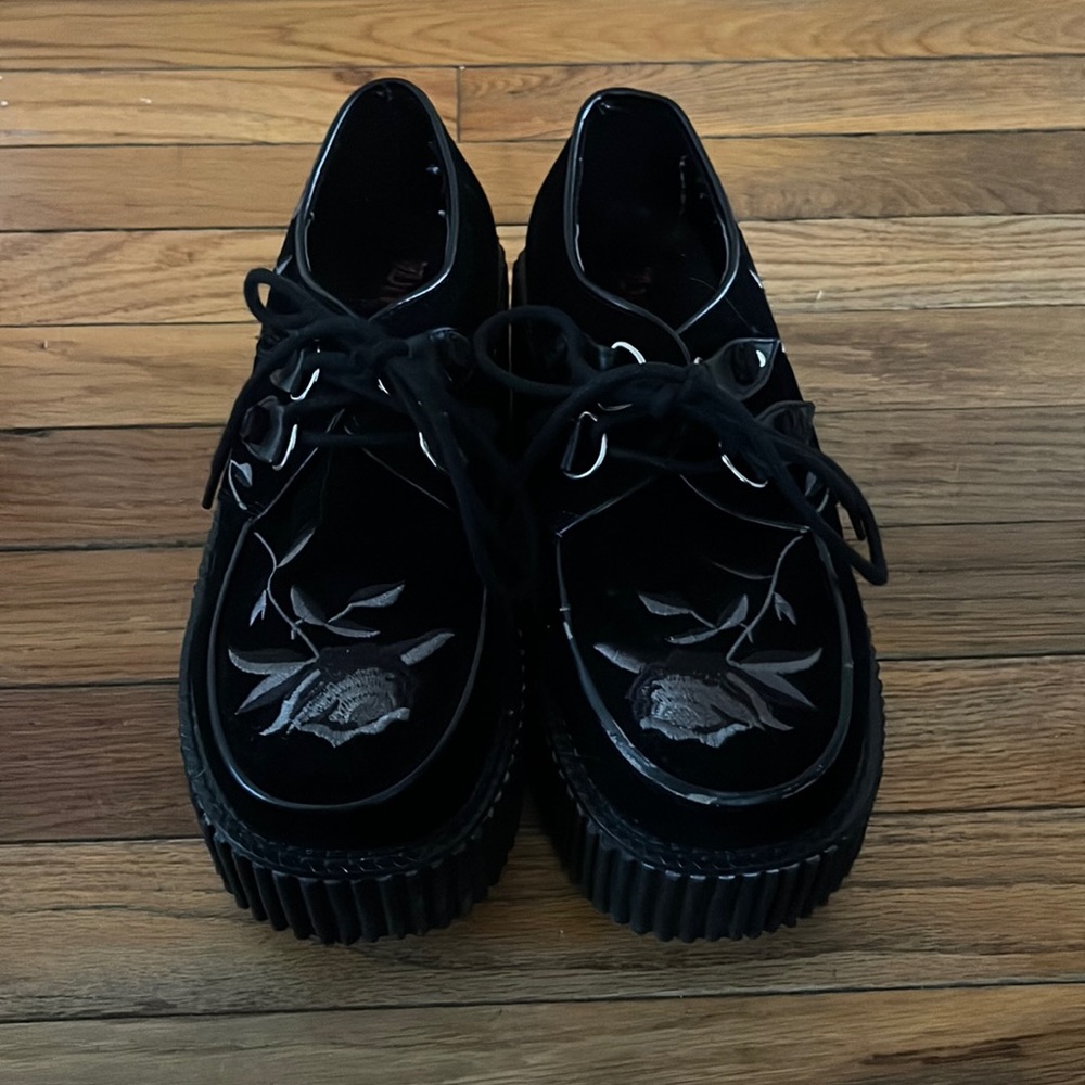 demonia bad romance velvet creepers